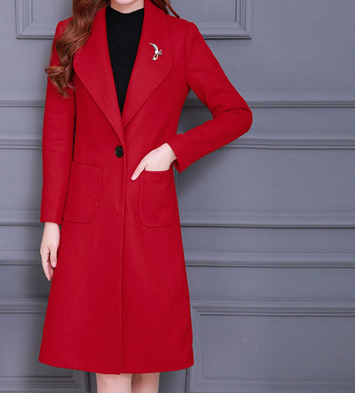 Modern női gyapjúkabát zsebekkel