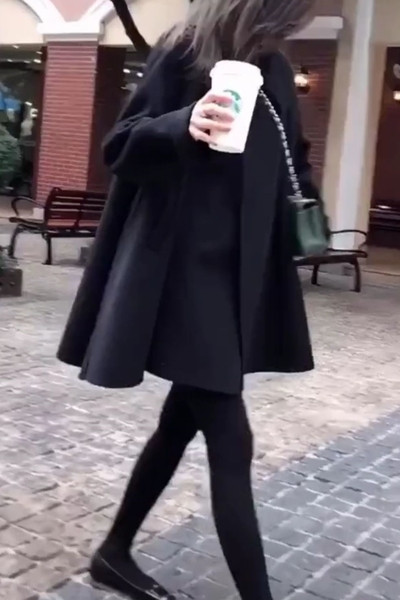 Нов модел широко дамско палто с джобове и размери до 3XL