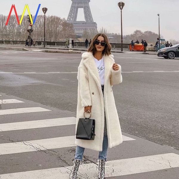 Moderan kaputić u više boja