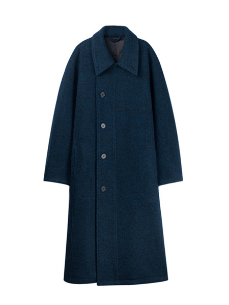 Stílusos női gyapjúkabát gombokkal