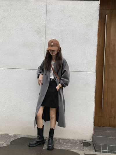 Széles modell női hosszú kabát