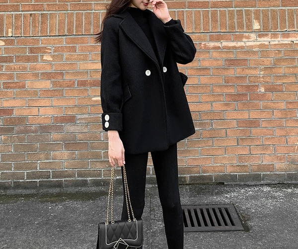 Νέο μοντέλο χειμερινόπαλτό για γυναίκες σε μαύρο χρώμα