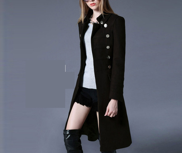 Elegáns női hosszúkabátos modell, télre is alkalmas