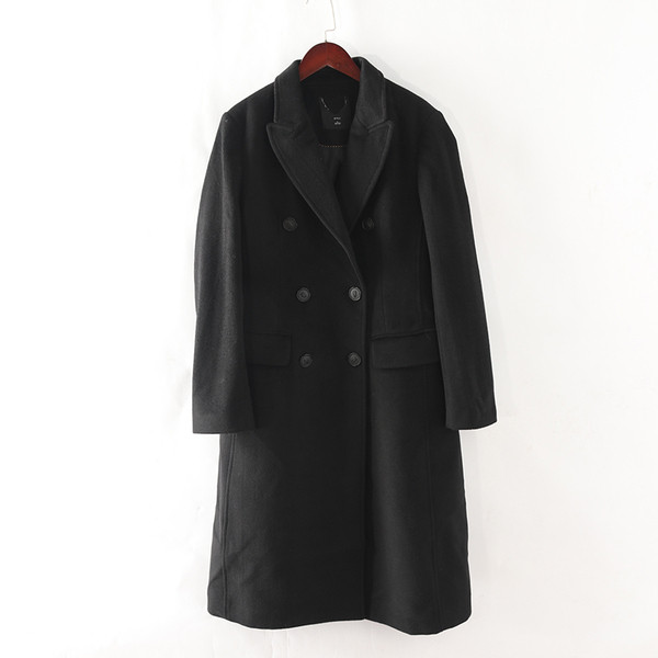 Hosszú női kabát gombokkal és zsebekkel, három színben
