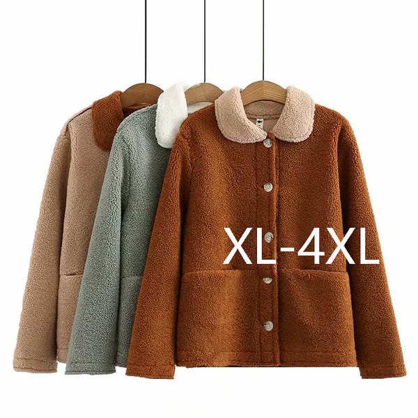 Дамско пухено палто с копчета - големи размери