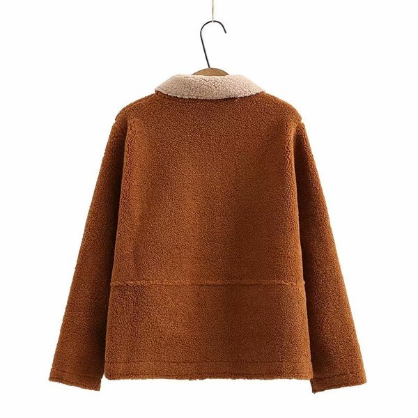 Дамско пухено палто с копчета - големи размери