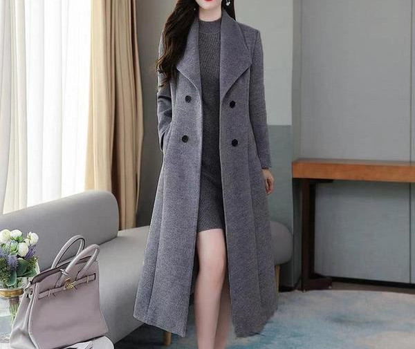 Νέο μοντέλο μακρύ γυναικείο παλτό με λαιμόκοψη σε μαύρο και γκρι χρώμα