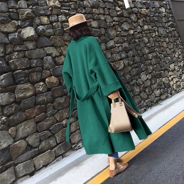 Модерно дамско палто широк модел с джобове и колан