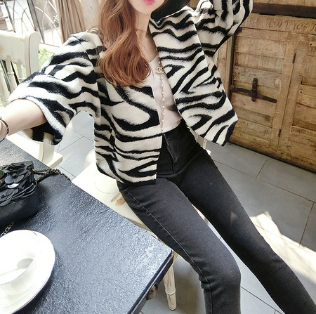 Napi rövid őszi kabát 3/4 ujjal