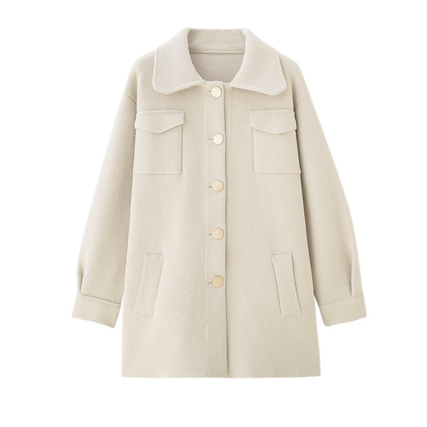 Női széles kabát övvel