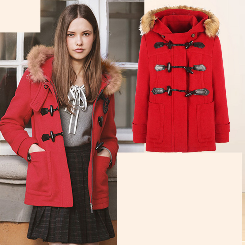 Mindennapi őszi kabát egyenes, gombos modell