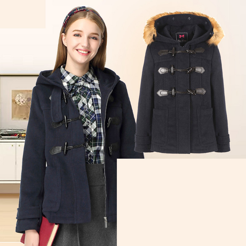 Mindennapi őszi kabát egyenes, gombos modell