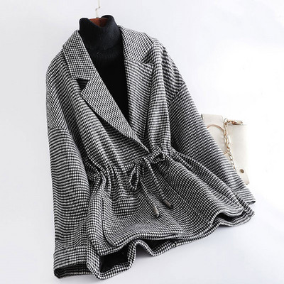 Ежедневно дамско палто с връзки и дълъг ръкав