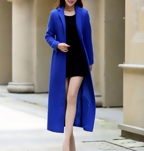 Kék színben télre alkalmas hosszú női kabát