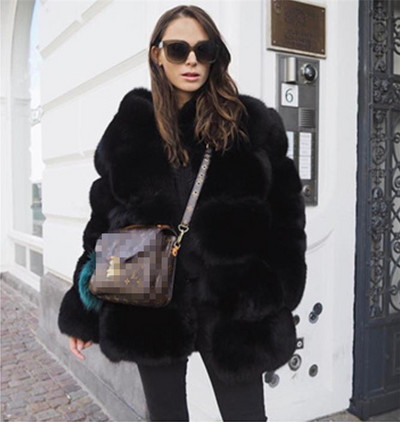 Μοντέρνο χνουδωτό παλτό σε διάφορα χρώματα