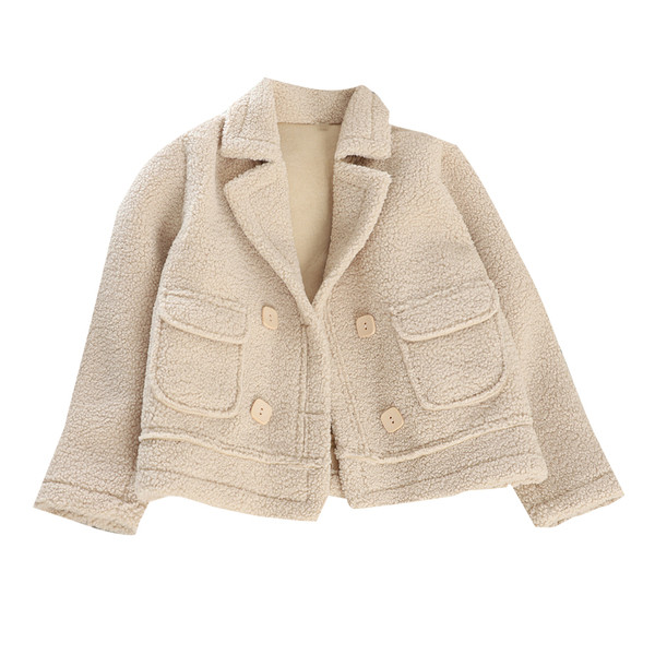 Γυναικείο κοντό παλτό με κουμπιά