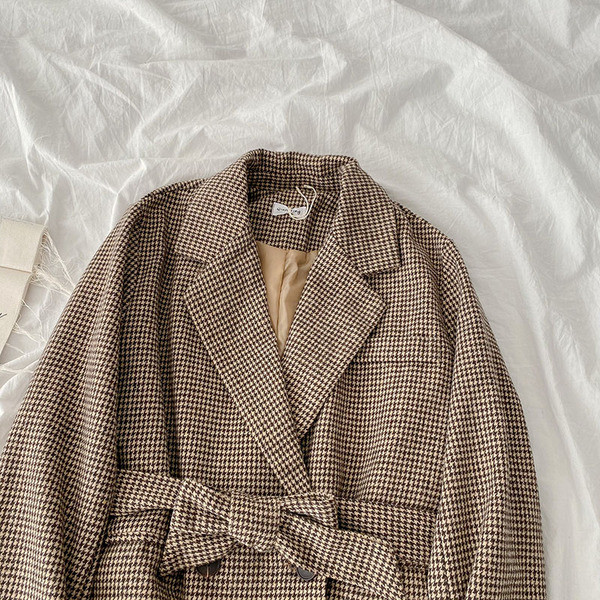 Kockás női kabát övvel két színben