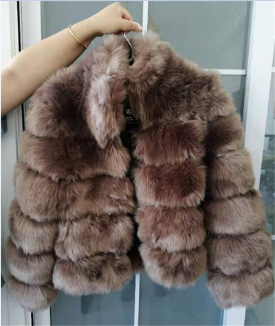 Moderns dūnu mētelis dažādās krāsās