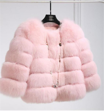 Mūsdienīgs dūnu mētelis ar 3/4 piedurknēm