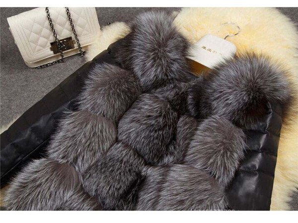 Дамски дълго пухено палто с ръкави от еко кожа