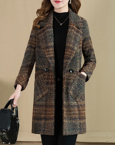 Női alkalmi kockás kabát télre is alkalmas zsebekkel