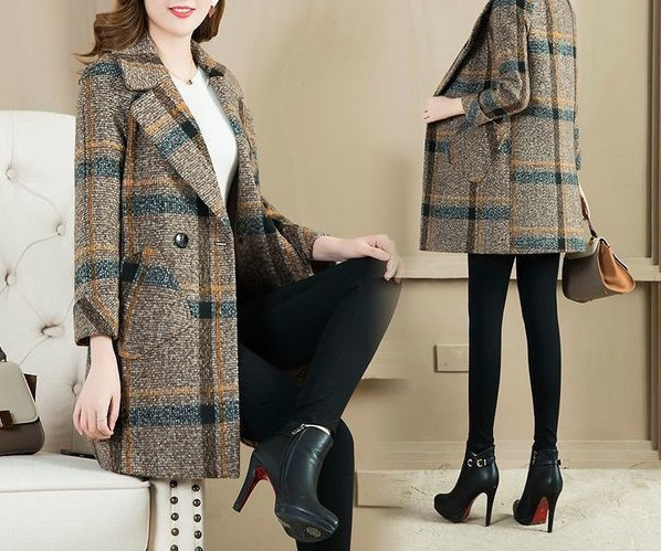Női alkalmi kockás kabát télre is alkalmas zsebekkel