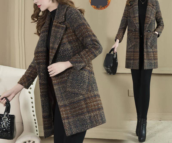 Női alkalmi kockás kabát télre is alkalmas zsebekkel