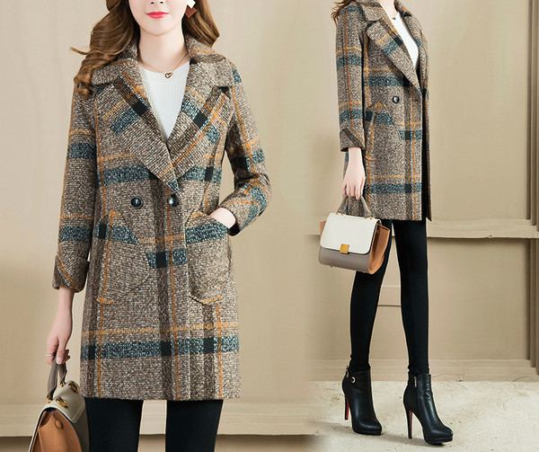 Női alkalmi kockás kabát télre is alkalmas zsebekkel