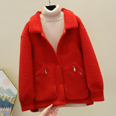 Női kabát zsebekkel és gombokkal télre is alkalmas