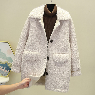 Модерно дамско пухено яке с джобове - подходящо за зимата