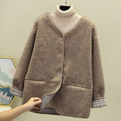 Modern pehely női kabát gombokkal és zsebekkel