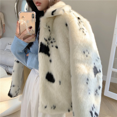 Új modell pehely női kabát fehér színben