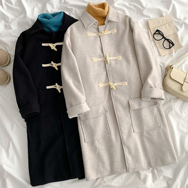 Актуално дамско вълнено палто с копчета и джобове