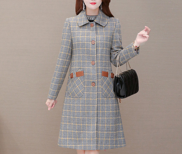 Új modell kockás női kabát zsebekkel