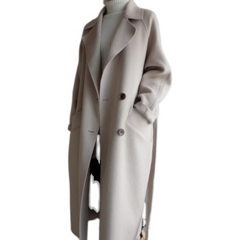 Κομψό γυναικείο παλτό μακρύ μοντέλο με λαιμόκοψη και τσέπες
