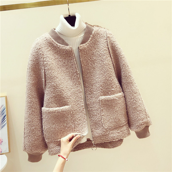 Női rövid őszi kabát cipzárral és zsebbel