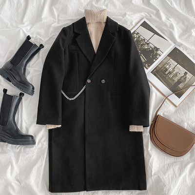 Női télikabát gombokkal és zsebekkel