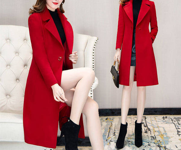 Jauna modeļa sieviešu mētelis ar pogām un špica kakla izgriezumu