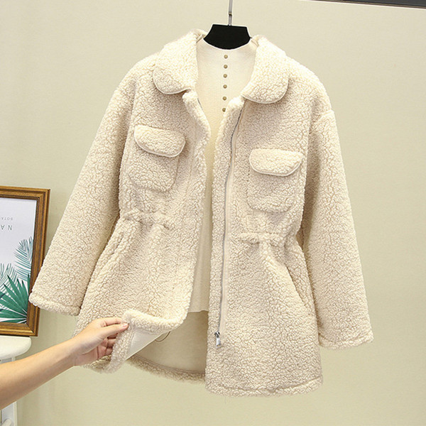 Napi női pehelykabát cipzárral és megkötővel