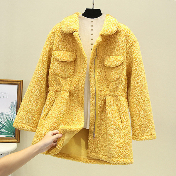 Napi női pehelykabát cipzárral és megkötővel