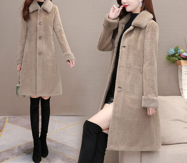 Új modell női pehelykabát gallérral és zsebekkel