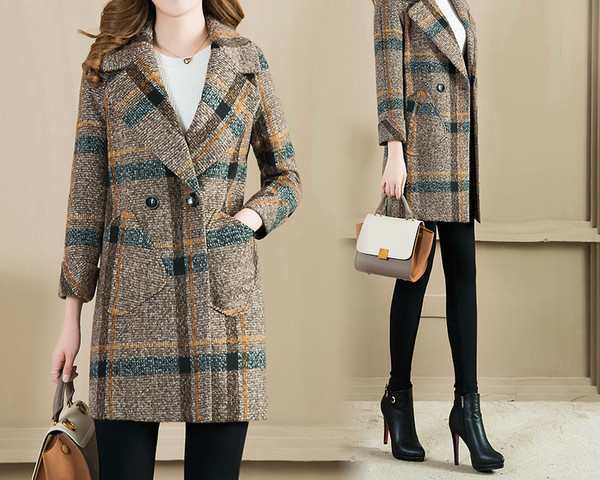 Moteriškas žieminis paltas su špicine iškirpte ir kišenėmis