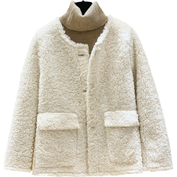 Női modern kabát széles modell gombokkal és zsebekkel