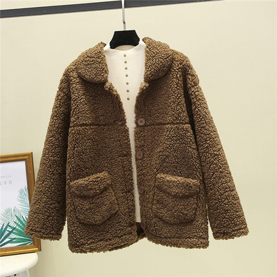 Rövid női pehelykabát télre, zsebekkel