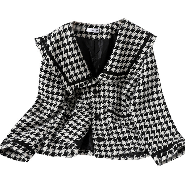 Kratki retro ženski kaput crno-bijele boje