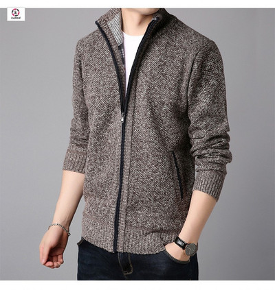 Alkalmi férfi kardigán kapucnival és cipzárral