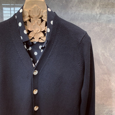 Ανδρική καθημερινή ζακέτα με κουμπιά και λαιμόκοψη