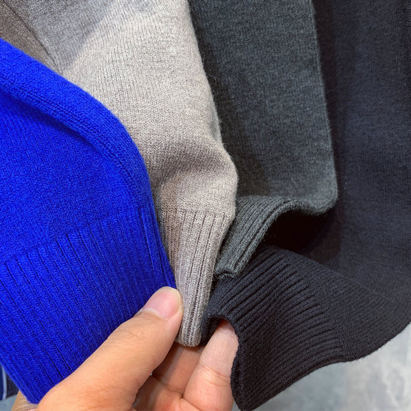 Ανδρική καθημερινή ζακέτα με κουμπιά και λαιμόκοψη