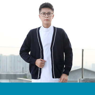 Férfi alkalmi mellény gombokkal és zsebekkel