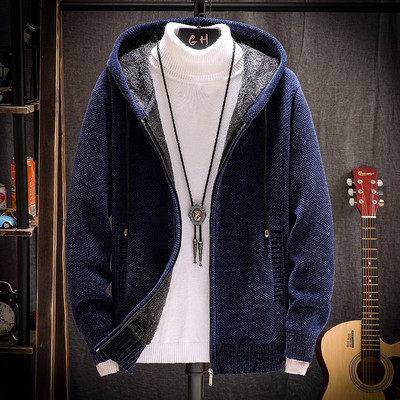 Férfi téli mellény puha béléssel és kapucnival